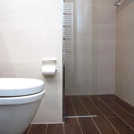 Düsseldorfer Hof A2 *